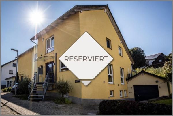 reserviert von Schicke, moderne Wohlfühloase! DHH 1 von 2 in ruhiger Lage! in Oberkirch bei Dhonau Immobilien-Makler Ortenau