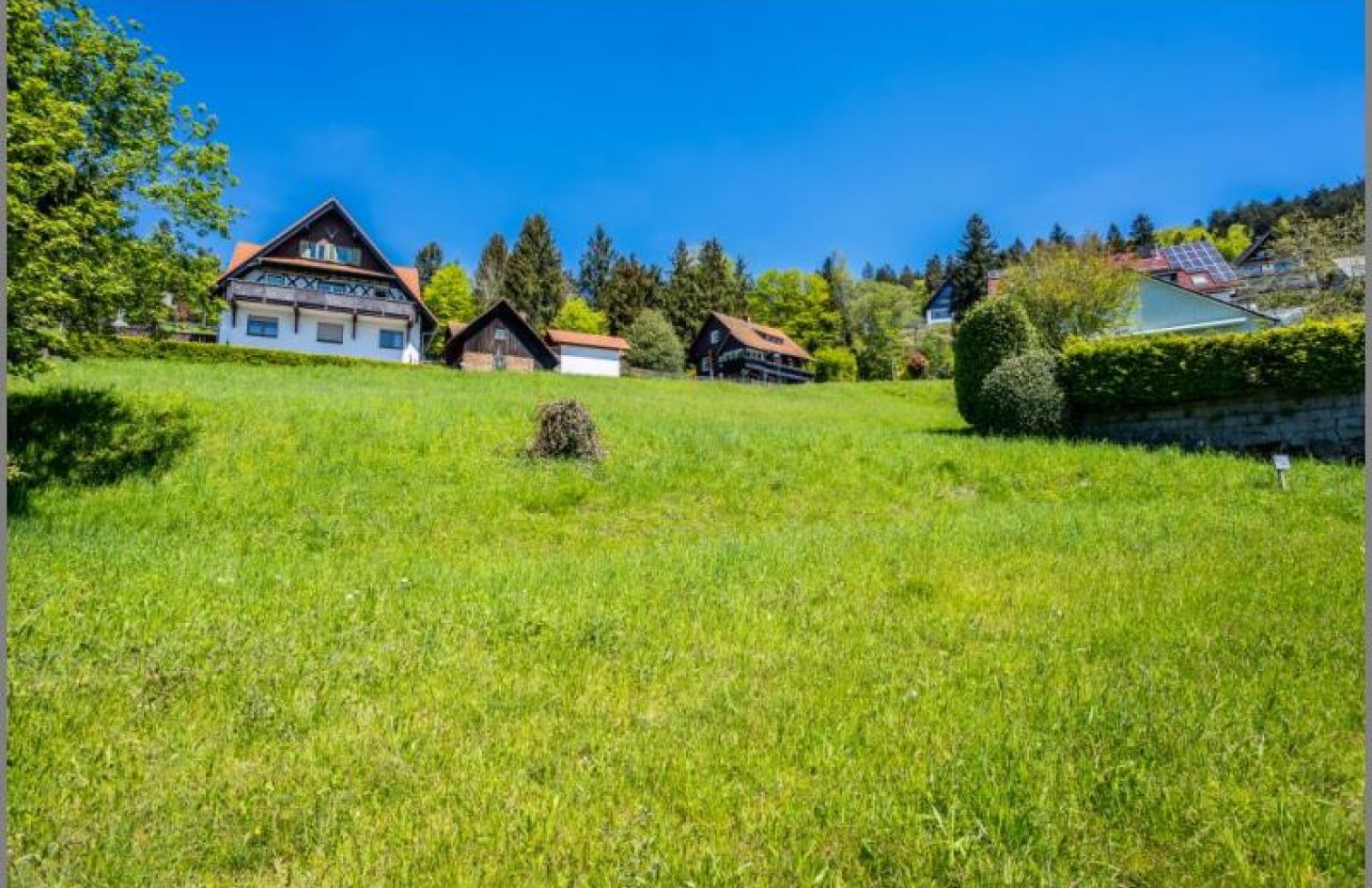 1.288 m² von Selten und wunderschön! Baugrundstück in Südhanglage mit Fernblick. in Sasbachwalden bei Dhonau Immobilien-Makler Ortenau