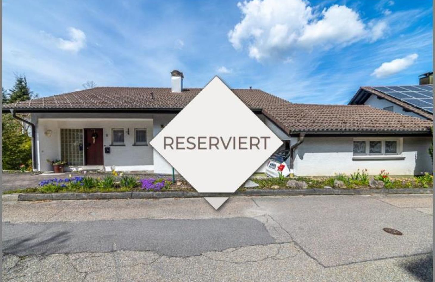 reserviert von Ruhig gelegenes Einfamilienhaus mit Einliegerwohnung in Sasbachwalden bei Dhonau Immobilien-Makler Ortenau